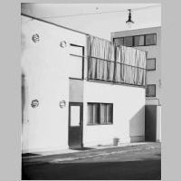 Weißenhofsiedlung, Haus 17 von Walter Gropius, Foto Willy Pragher, Wikipedia_t.jpg
